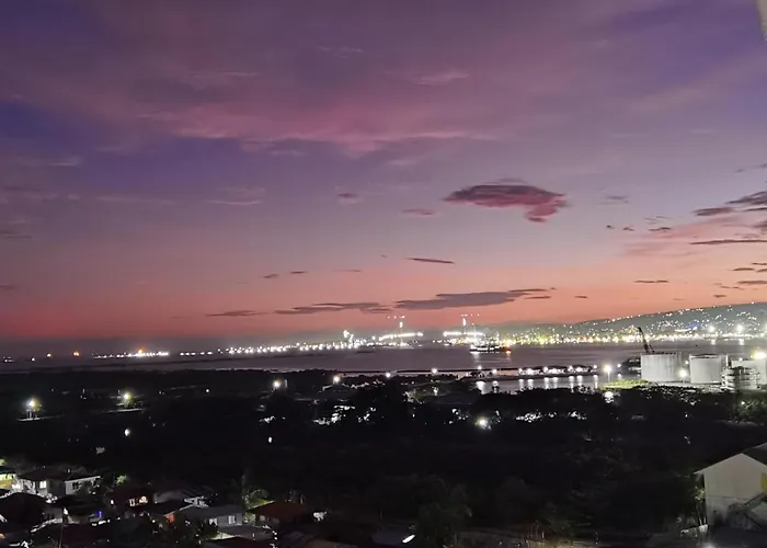 Apartment Affordable With Fast Wifi & Near Airport