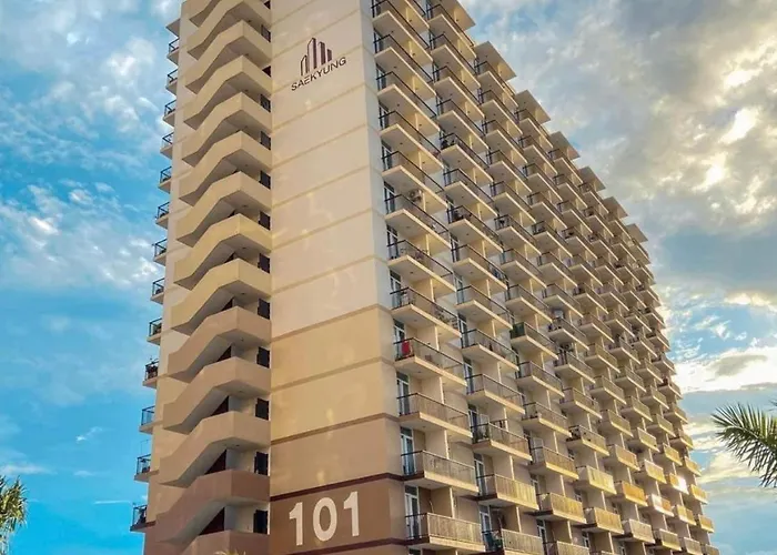 Affordable With Fast Wifi & Near Airport Apartment
