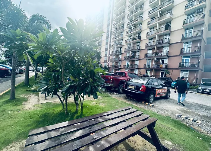 Affordable With Fast Wifi & Near Airport Apartment